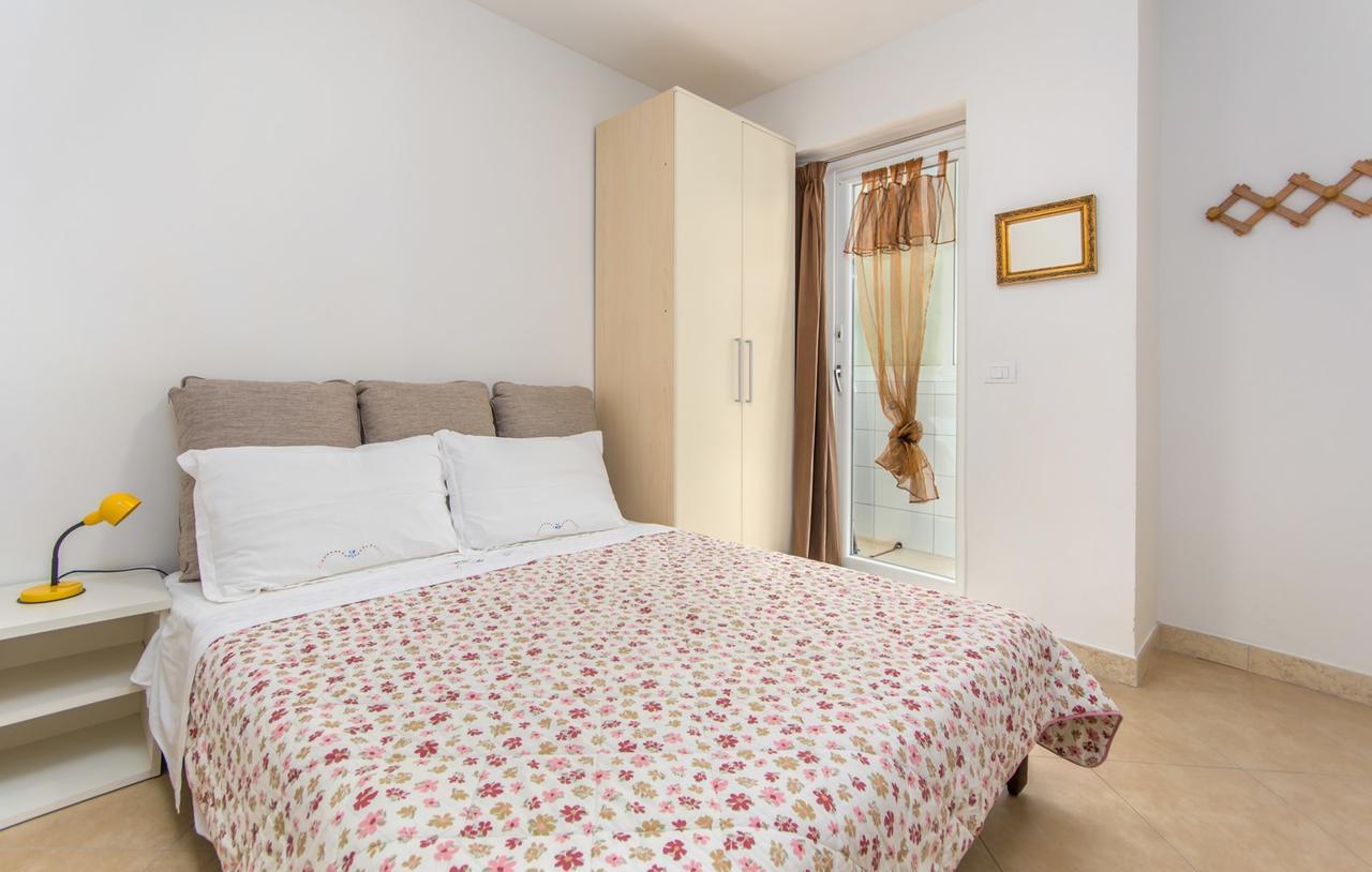 Apartment Riva Porec Poreč Exterior foto